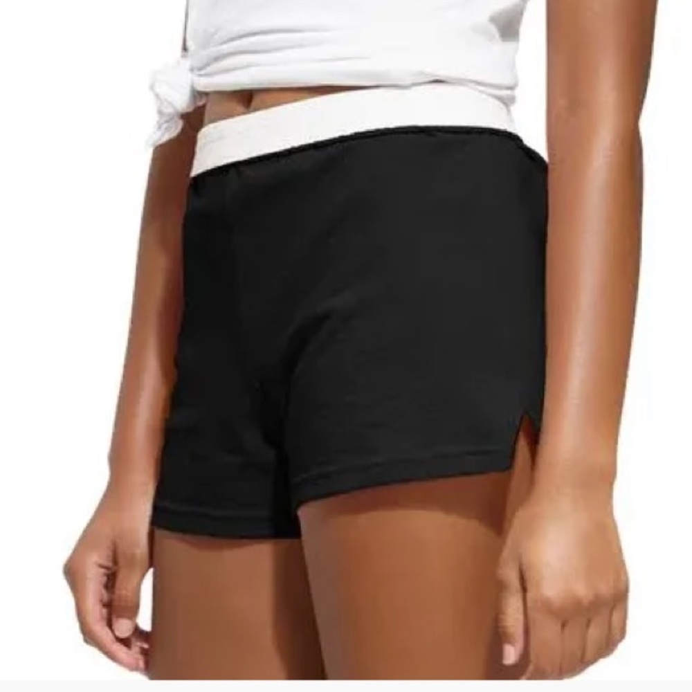 Black soffe shorts!
